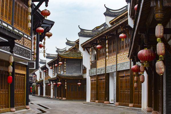 明知对方“账号异常”却仍固执要转账？民警3小时苦心劝阻及时挽损